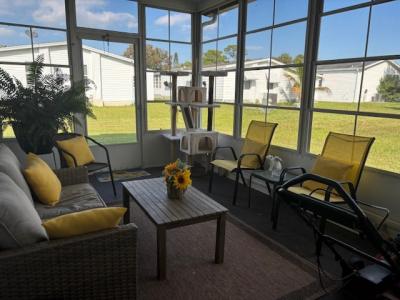 Photo 4 of 24 of home located at 569 Wainsbrook Place Melbourne, FL 32934