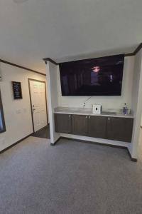 2024 Mid Country West Lake Sapphire Mobile Home