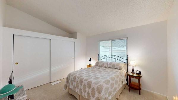 1989 Goldenwest Manufactured Home