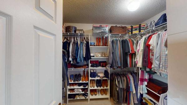 1989 Goldenwest Manufactured Home