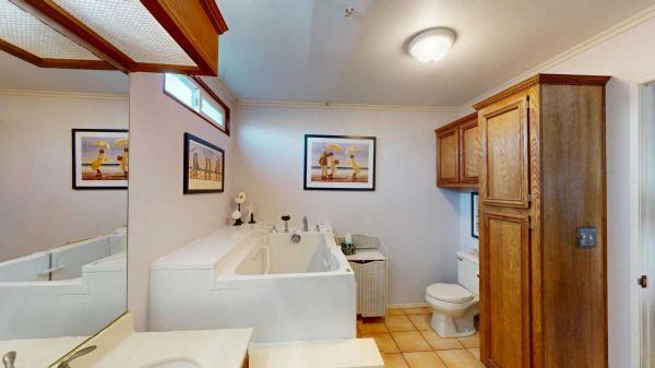 1989 Goldenwest Manufactured Home