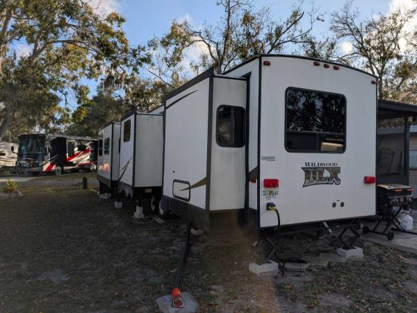  Mobile Home For Sale