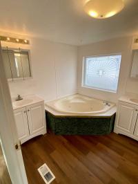 1998 Fleetwood Broadmoore Mobile Home