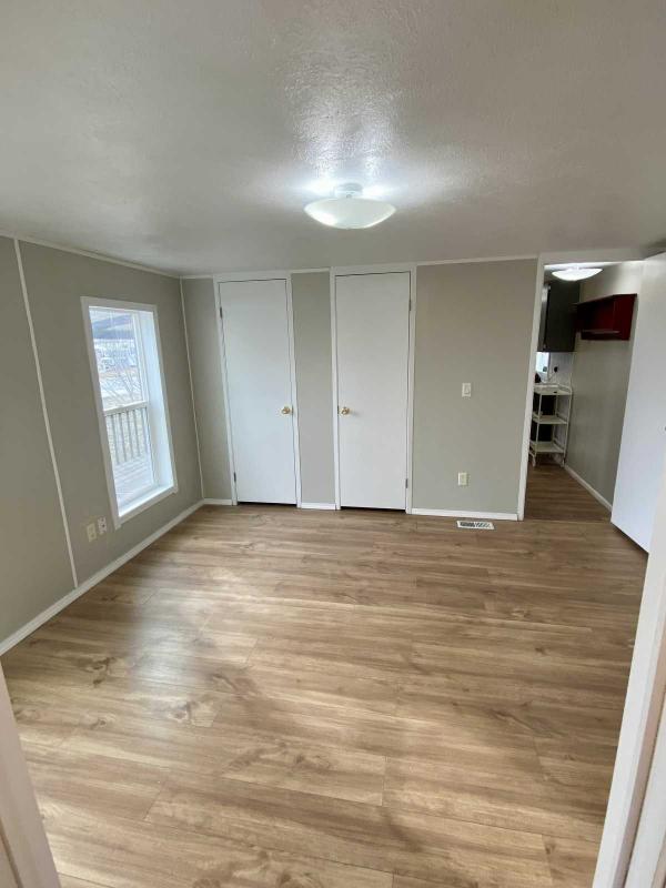 1998 Fleetwood Broadmoore Mobile Home