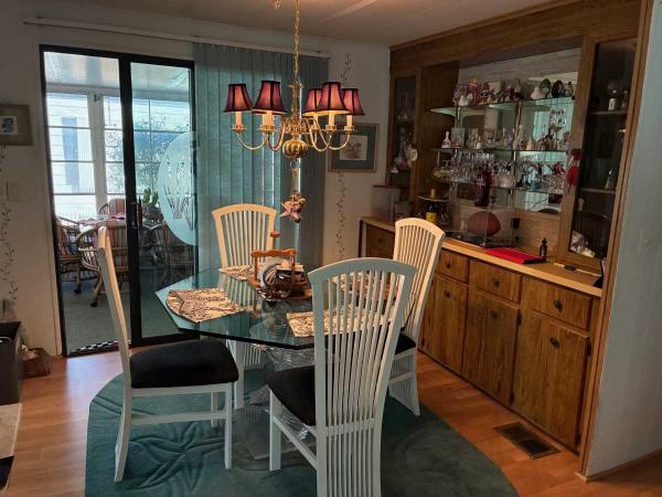 1983 Twin Mobile Home