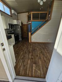 2023 PLATINUM COTTAGES 575e-FPSL  Manufactured Home