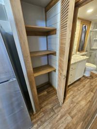 2023 PLATINUM COTTAGES 575e-FPSL  Manufactured Home