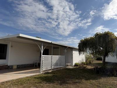 Photo 2 of 31 of home located at 231 Cavillier Ct North Fort Myers, FL 33917