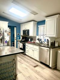 1992 Fleetwood Sunpoint 373E Manufactured Home