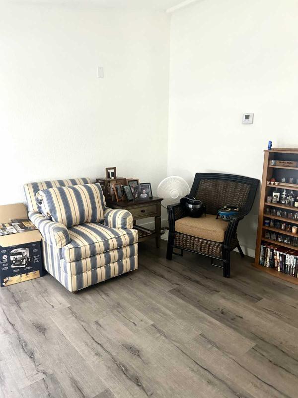 1992 Fleetwood Sunpoint 373E Manufactured Home