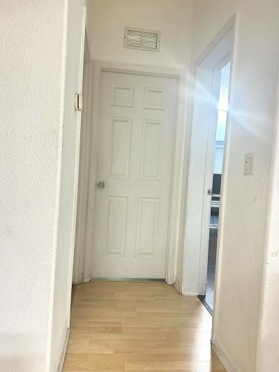 Photo 4 of 22 of home located at 10800 Dale Ave Spc 110 Stanton, CA 90680