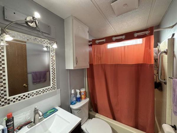 1988 Fleetwood Manufactured Home