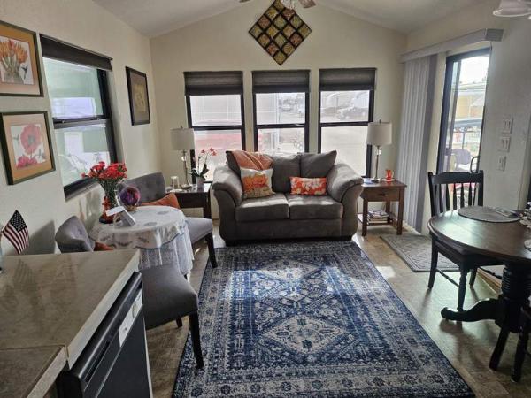 2006 Laurel Creek Manufactured Home