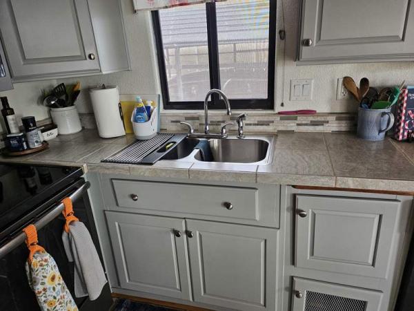 2006 Laurel Creek Manufactured Home