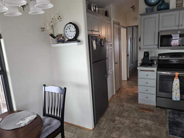 2006 Laurel Creek Manufactured Home