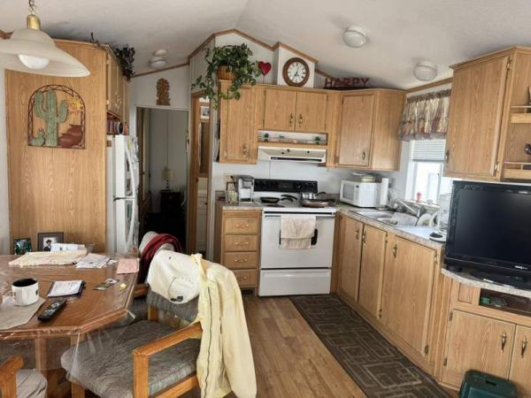 1994 Cavco Manufactured Home