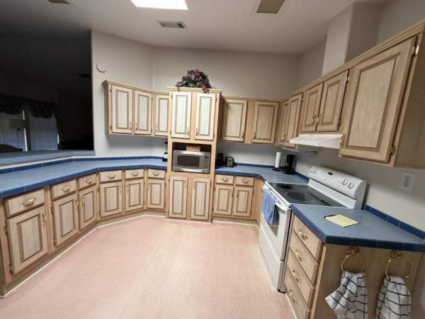 1993 Palm Harbor Manufactured Home