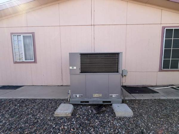 1993 Palm Harbor Manufactured Home