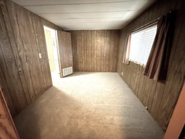 1972 No Manufactured Home