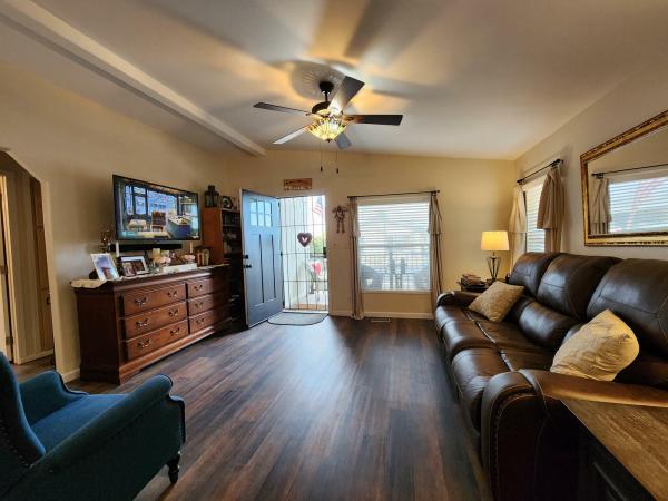 2002 CAVCO Mobile Home