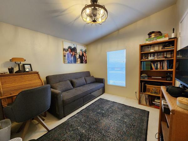 2002 CAVCO Mobile Home