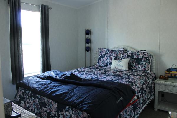 2003 Homes of Merit A1660Y_3 Mobile Home