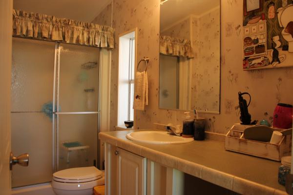 2003 Homes of Merit A1660Y_3 Mobile Home