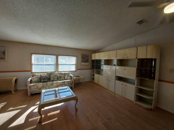 1987 Palm Harbor 3343A Manufactured Home