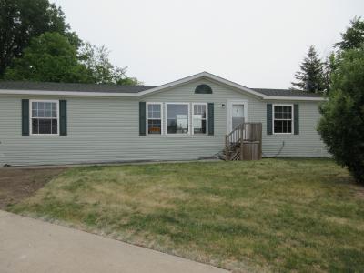 Mobile Home at 23331 Stone Castle Dr Clinton Township, MI 48036