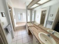 1985 PALM Manufactured Home