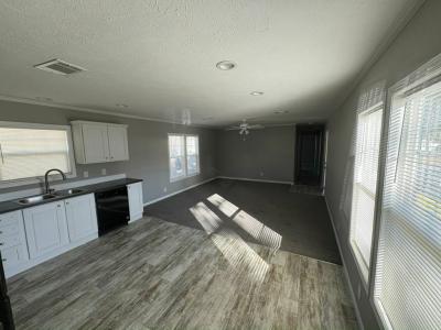 Photo 3 of 7 of home located at 10201 W Beaver St #49 Jacksonville, FL 32220