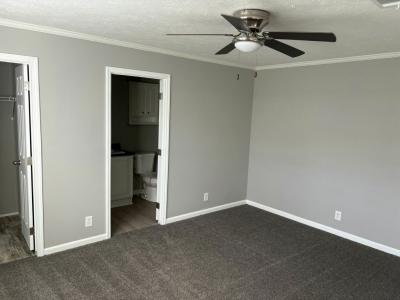 Photo 4 of 7 of home located at 10201 W Beaver St #49 Jacksonville, FL 32220