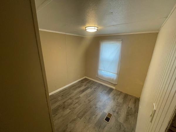 1992 CLAYTON NR Mobile Home