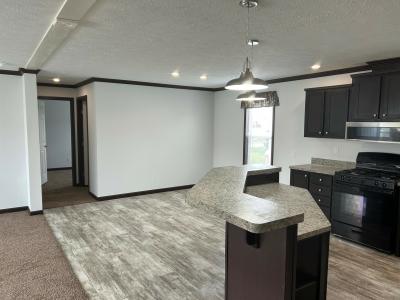 Photo 3 of 4 of home located at 25266 Oxford Woodhaven, MI 48183