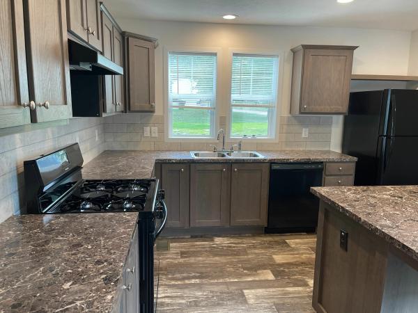 2021 Schult Revolution Mobile Home