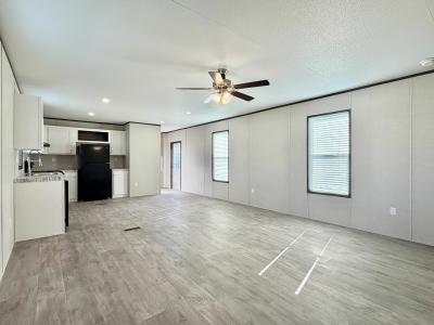 Photo 4 of 23 of home located at 204 Linda #Ln204 Conroe, TX 77301