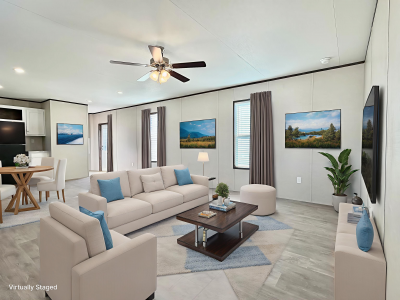 Photo 5 of 23 of home located at 204 Linda #Ln204 Conroe, TX 77301