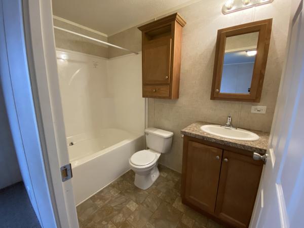 2016 Redman 1670215RA Mobile Home