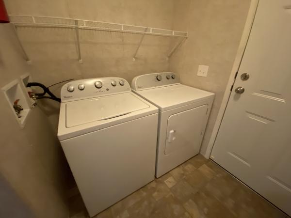 2016 Redman 1670215RA Mobile Home