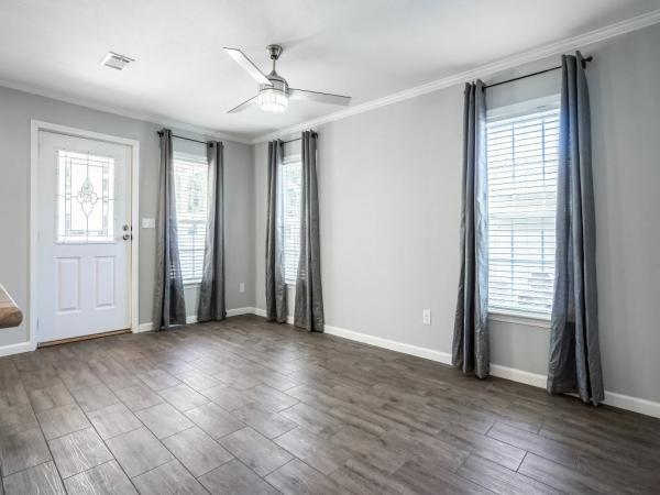 2022 Champion - Lake City Maitland Mobile Home