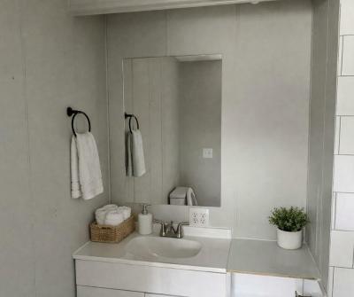 Photo 5 of 13 of home located at 1250 Lakeview Drive #36 Deland, FL 32720