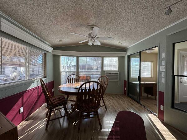 1989 Park Model Manufactured Home