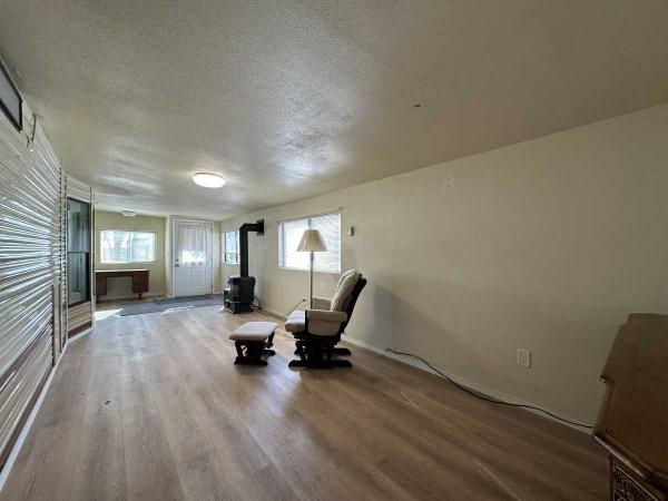 1989 Park Model Manufactured Home