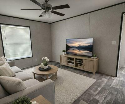 Photo 3 of 19 of home located at 6407 SE 108th Street Lot #39 Belleview, FL 34420