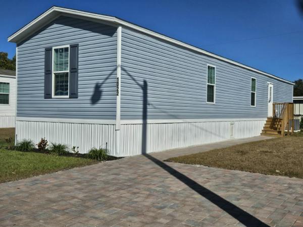 2025 Champion - Lake City Mobile Home For Sale