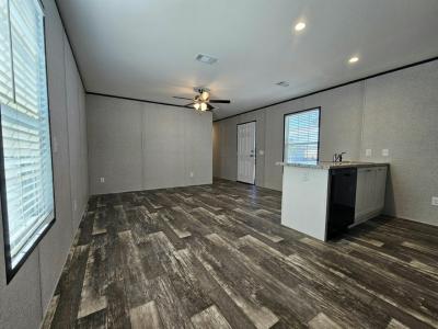 Photo 4 of 11 of home located at 1050 Myakka Drive North Fort Myers, FL 33917