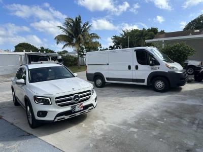 Photo 3 of 105 of home located at 6800 NW 39th Ave, Lot 346 Coconut Creek, FL 33073