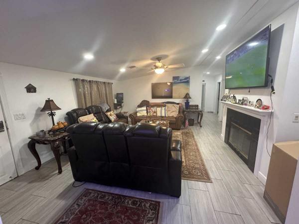 2000 WINN Manufactured Home