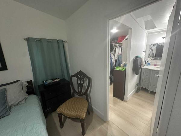 2000 WINN Manufactured Home