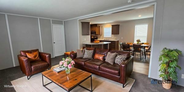 2021 Champion Redman Advantage II  Home